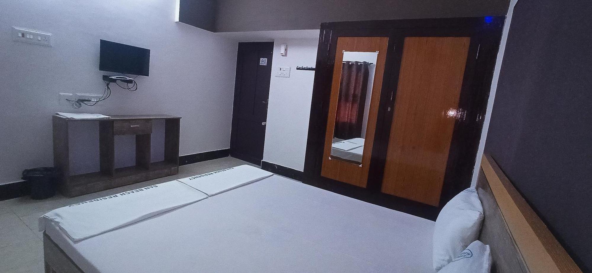 San Beach Residency Karaikal Exterior foto